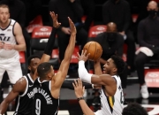 开云体育-关于爵士客场击败篮网，终结两连败的信息