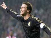 开云下载-西亚卡姆深圳主场爆发，团队篮球助深圳队稳稳拿下奇才