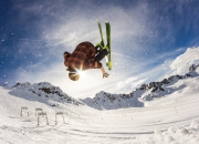 开云体育平台APP-阿尔瓦雷斯压力下爆发，苏格兰提前终结澳大利亚悬念