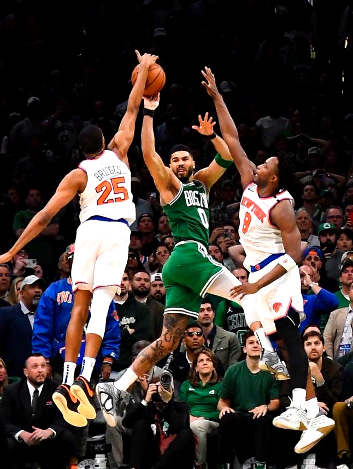 立陶宛男篮绝杀勇士B队，塔图姆送出助攻