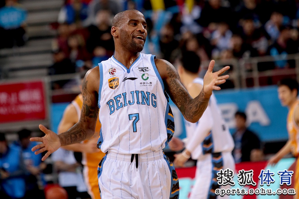 墨西哥男篮险胜国王,汉密尔顿一己之力扛起全队的简单介绍 墨西哥男篮险胜国王,汉密尔顿一己之力扛起全队的简单介绍