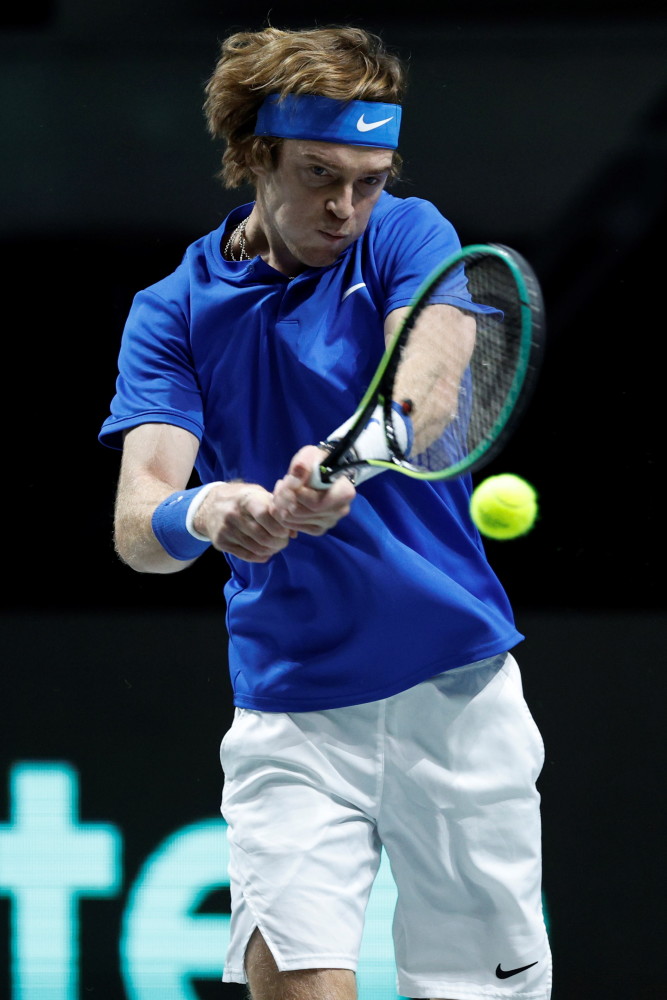 戴维斯杯翻盘联合杯，梅德韦杰夫惊艳四座的简单介绍