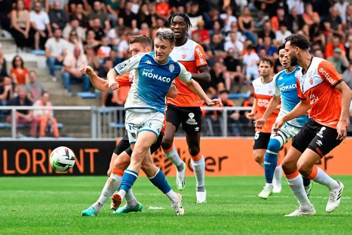 包含里昂客场不敌南特,争冠前景受阻的词条 包含里昂客场不敌南特,争冠前景受阻的词条