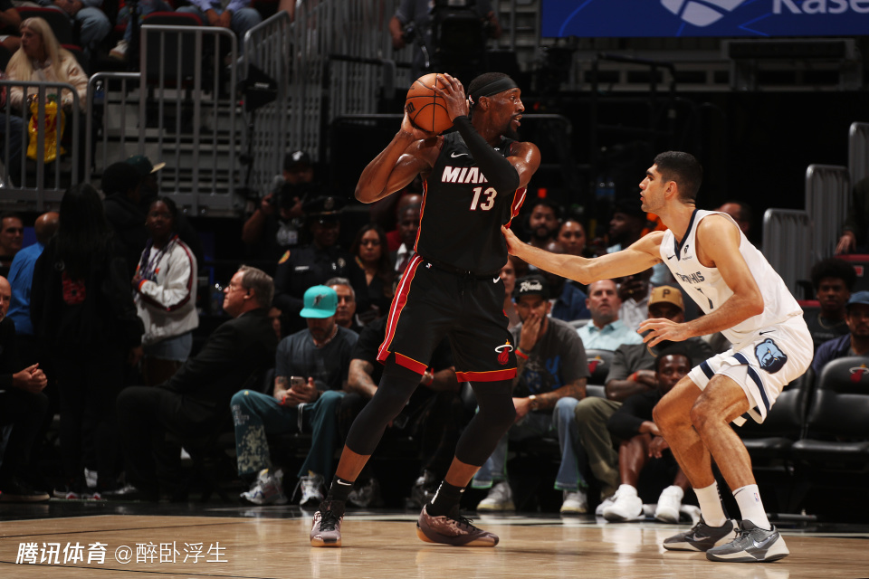 猛龙客场大胜灰熊，终结两连败