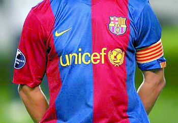 包含瑞典队主场大捷，积分榜稳坐龙头的词条