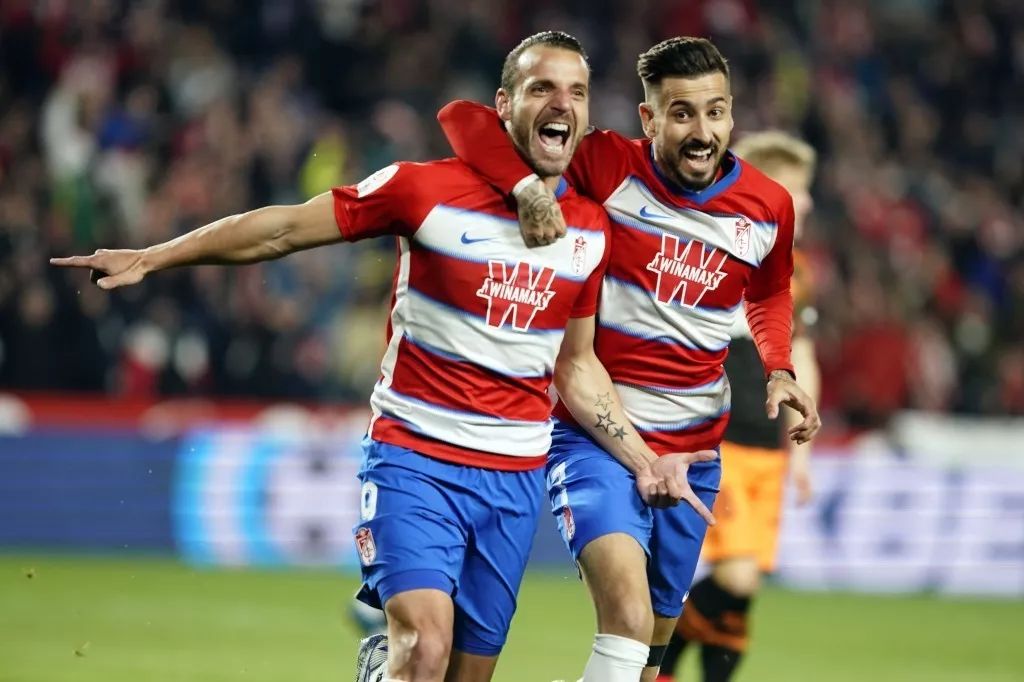 包含格拉纳达主场告捷,继续保持领先优势的词条 包含格拉纳达主场告捷,继续保持领先优势的词条