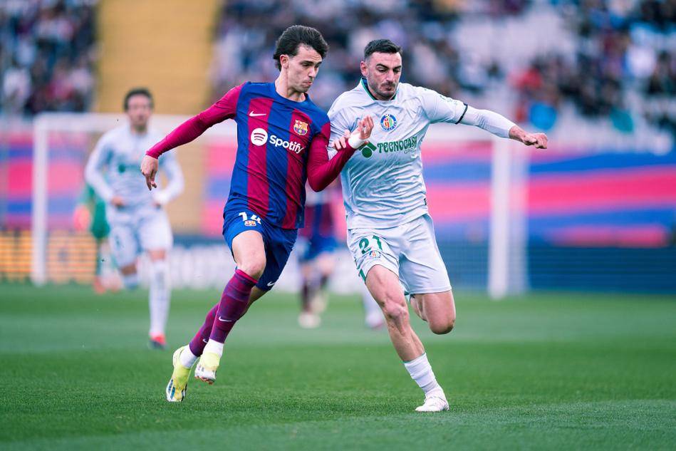 塞维利亚队主场大胜,不败连续 塞维利亚队主场大胜,不败连续