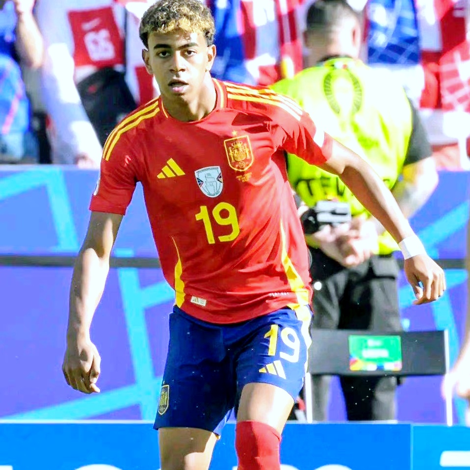 包含克罗地亚队连胜增强信心，角逐年欧洲杯的词条