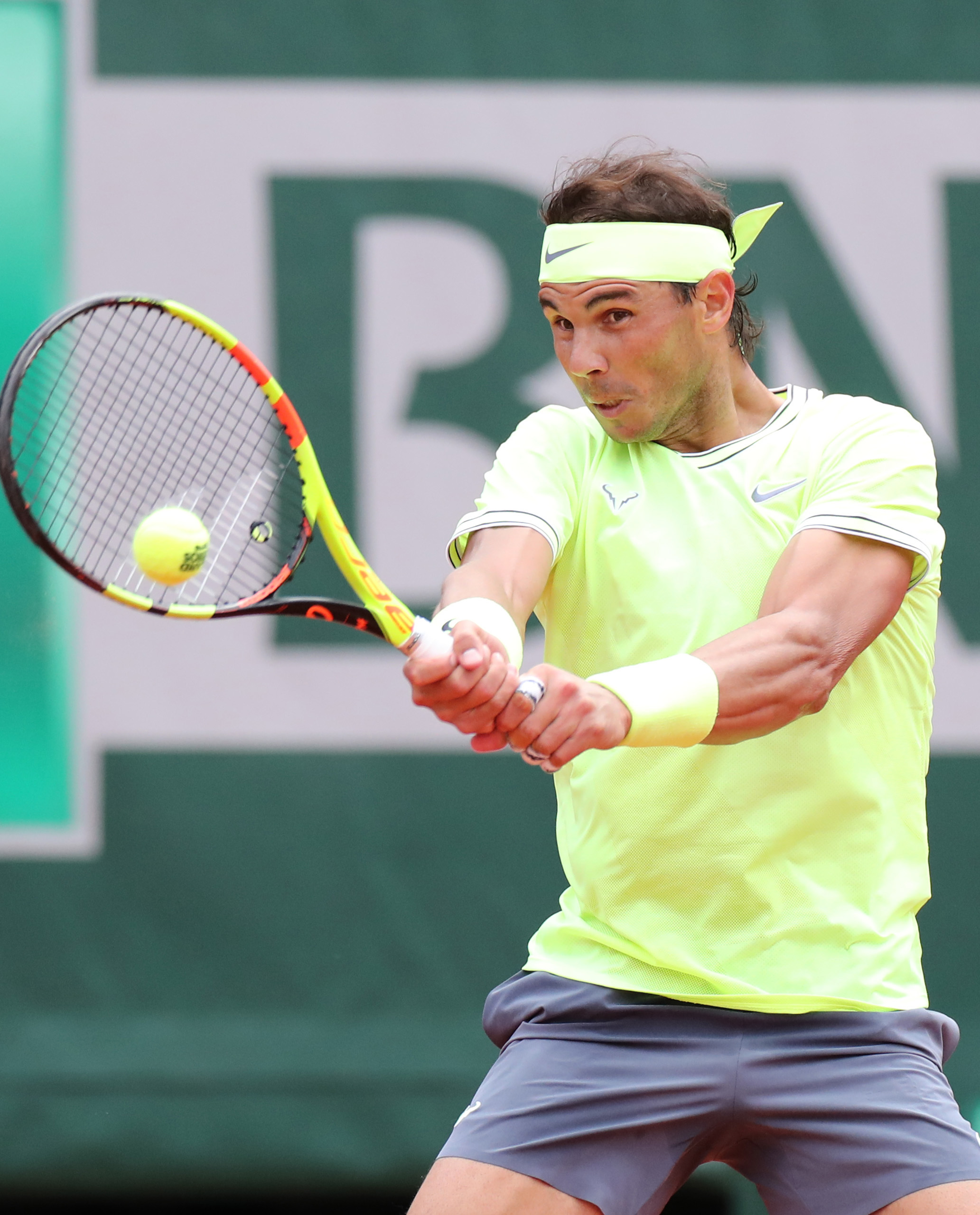 世界网球队力克西班牙网球队，纳达尔三分雨点燃全场的简单介绍