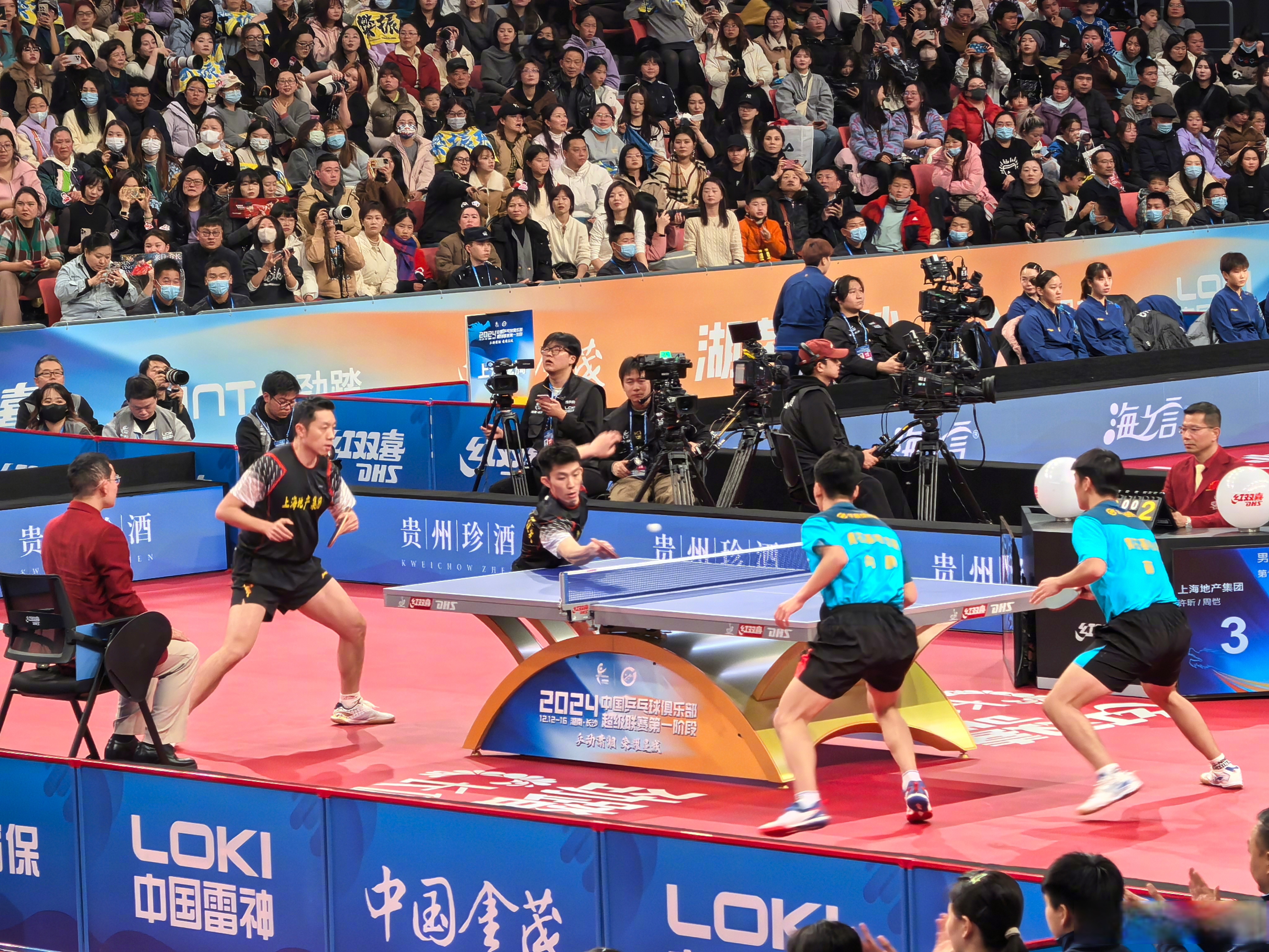 中超赛场群雄争霸，激烈角逐精彩纷呈的简单介绍